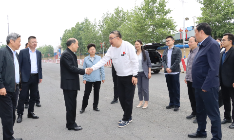 省人大常委會調(diào)研組到明泰鋁業(yè)調(diào)研