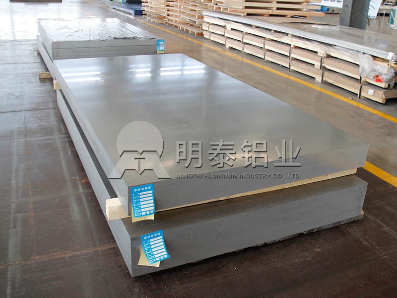 卡車油箱用5052鋁板，減重效果好且清潔耐用